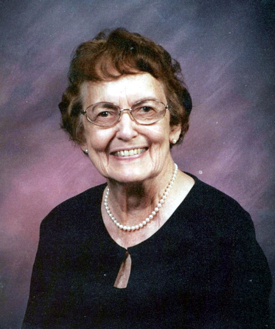 Obituary of Dee Robbins