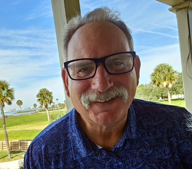 Avis de décès de Dan L. Bezanson