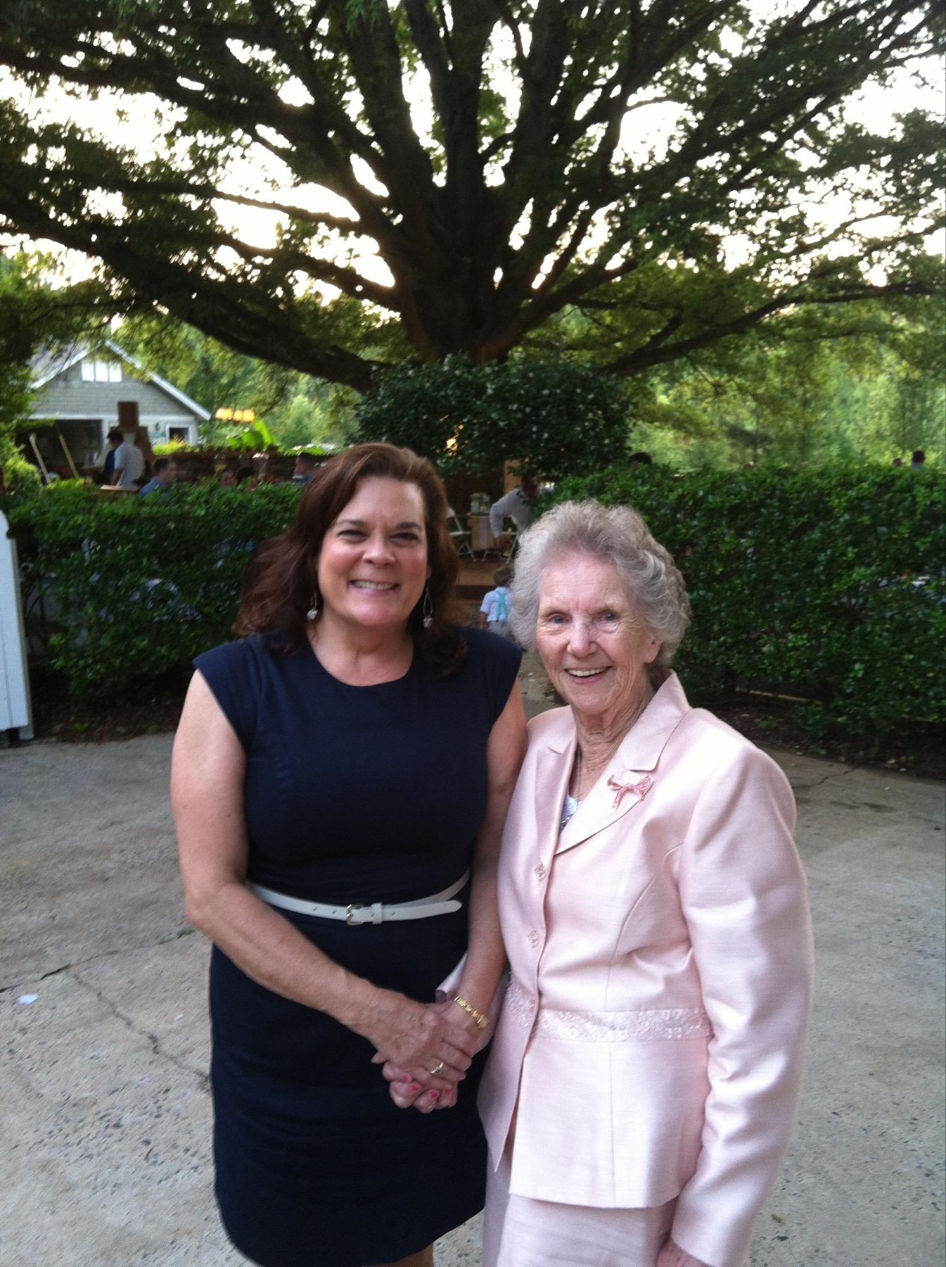 Obituary of Ellie P. Russell