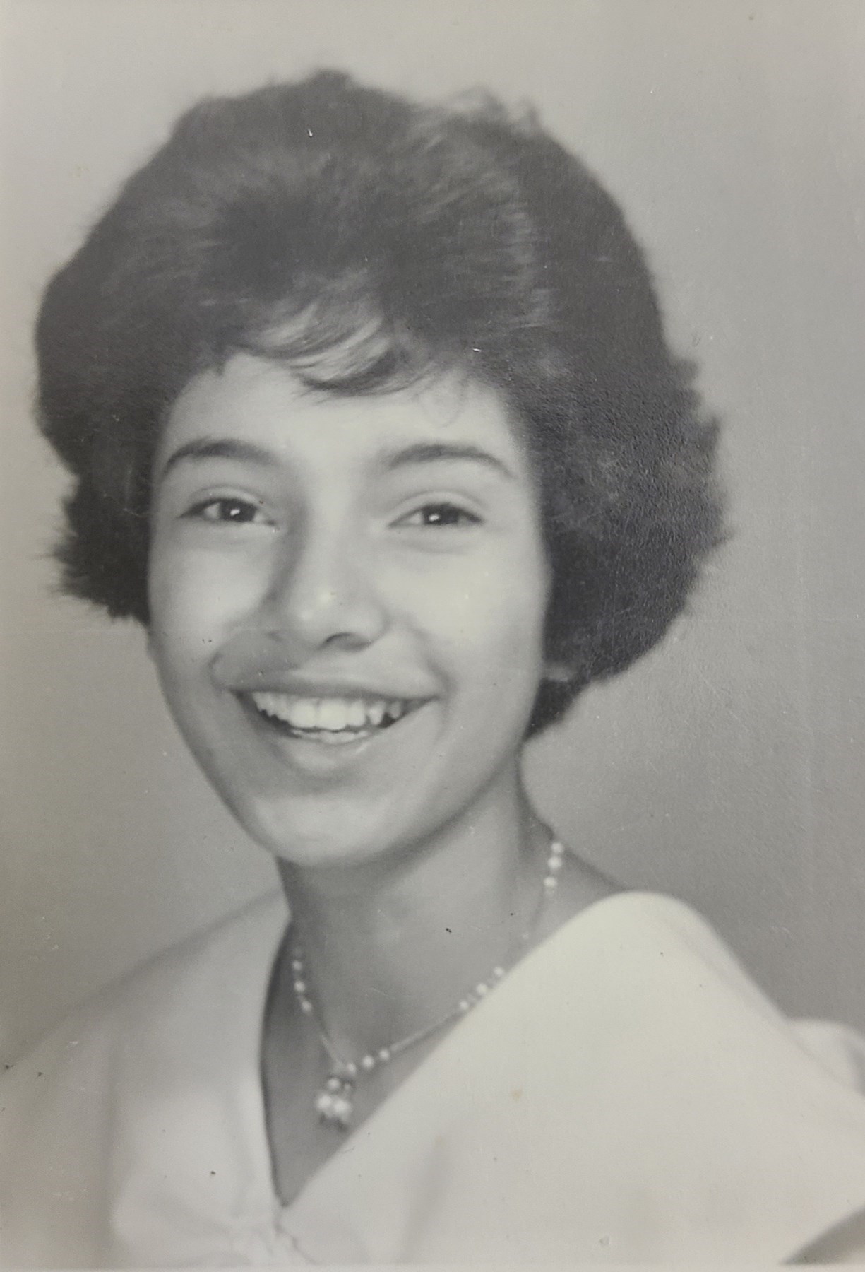 Obituary of Leonor Mendez Barron