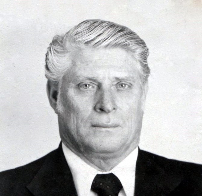 obituary image
