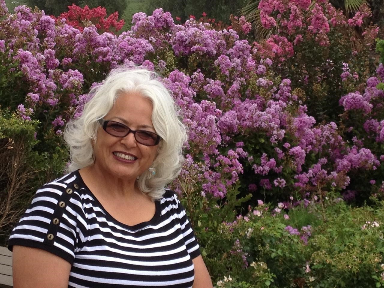 Obituary of Gloria Mae Samayoa