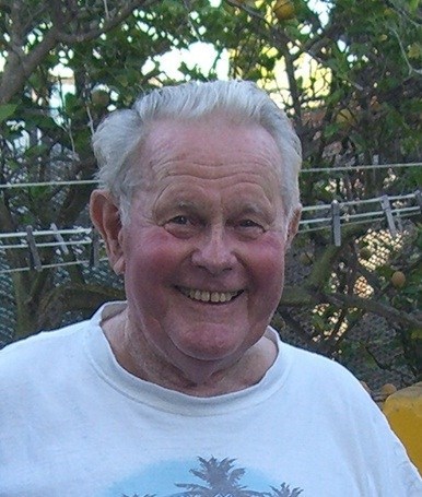 Obituario de James Blake Moore