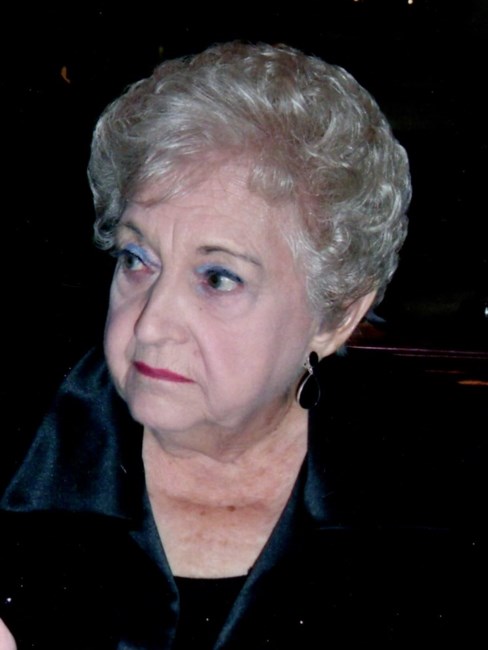 Obituario de Ruth E. Hamel