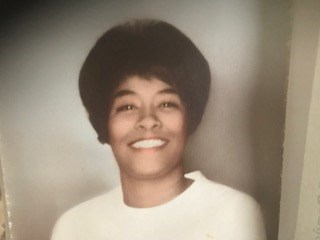 Obituary of Mary Sue (Young) Ross