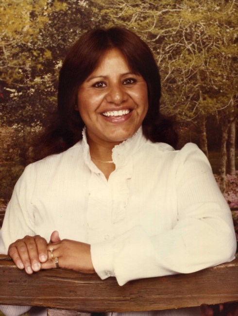 Obituary of Marina Negrita C. Contreras Smith