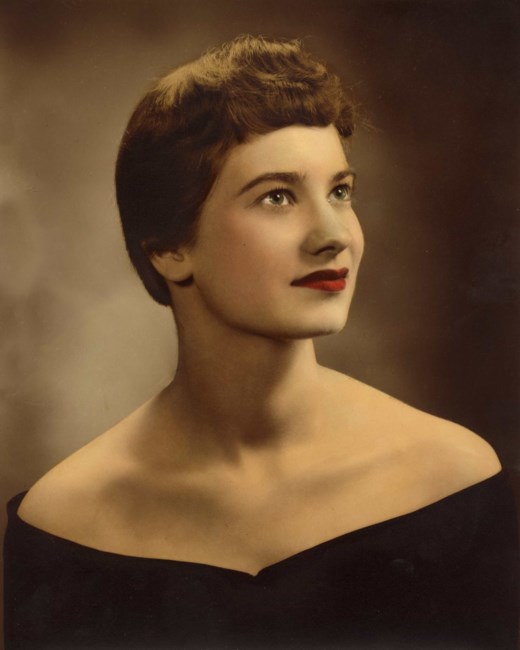 Obituary of Dolores Estelle (Mroczka) Thompson