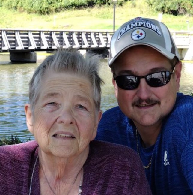 Obituary of Sarah Louise Ptacek