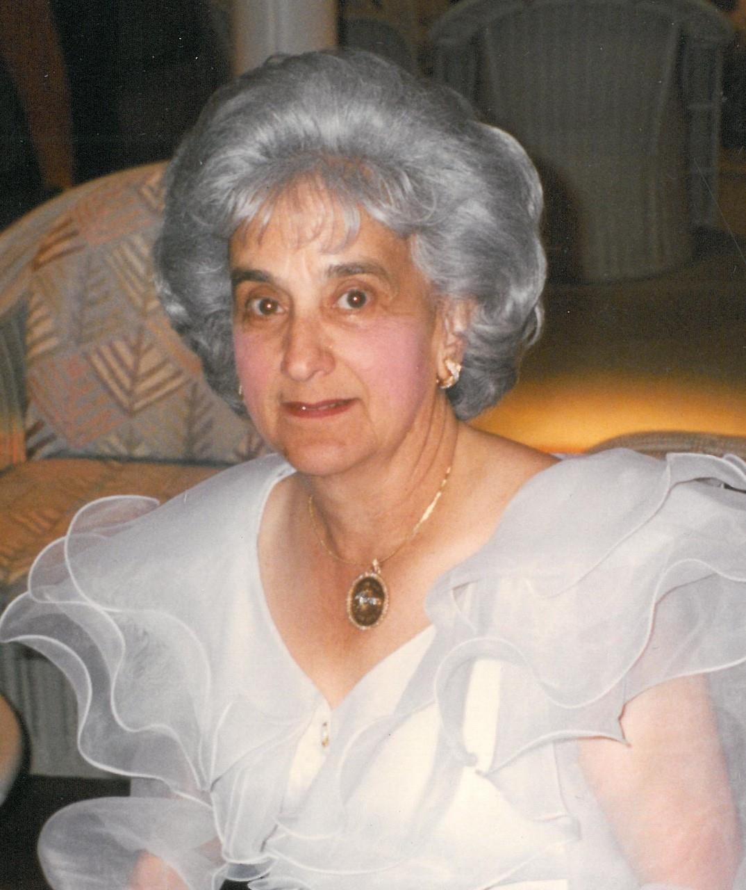 Obituary of Elizabeth (Betty) DeBakey