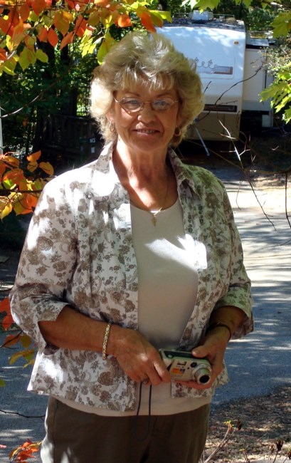 Avis de décès de Elizabeth Inez Hobby