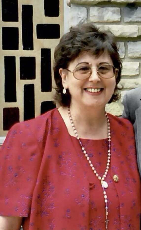 Obituary of June Hettinger