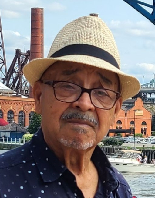 Obituary of Carlos Oliveras