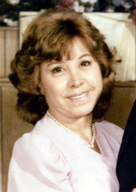 Obituary of Maria "Tina" Salazar-Minech