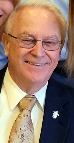 Obituary of Wayne Embert Hinz