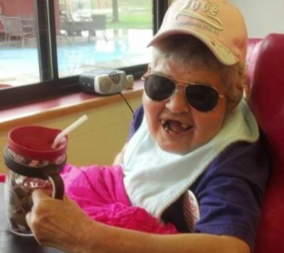 Obituary of Phyllis Jean Mills