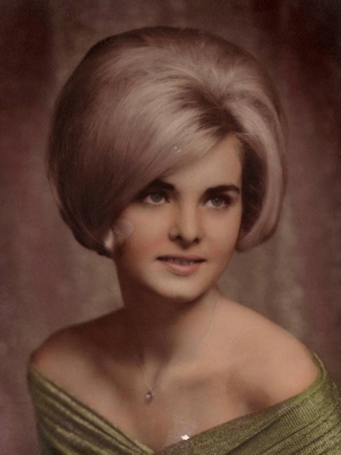 Obituary of Mary Ellen Georgoulakis