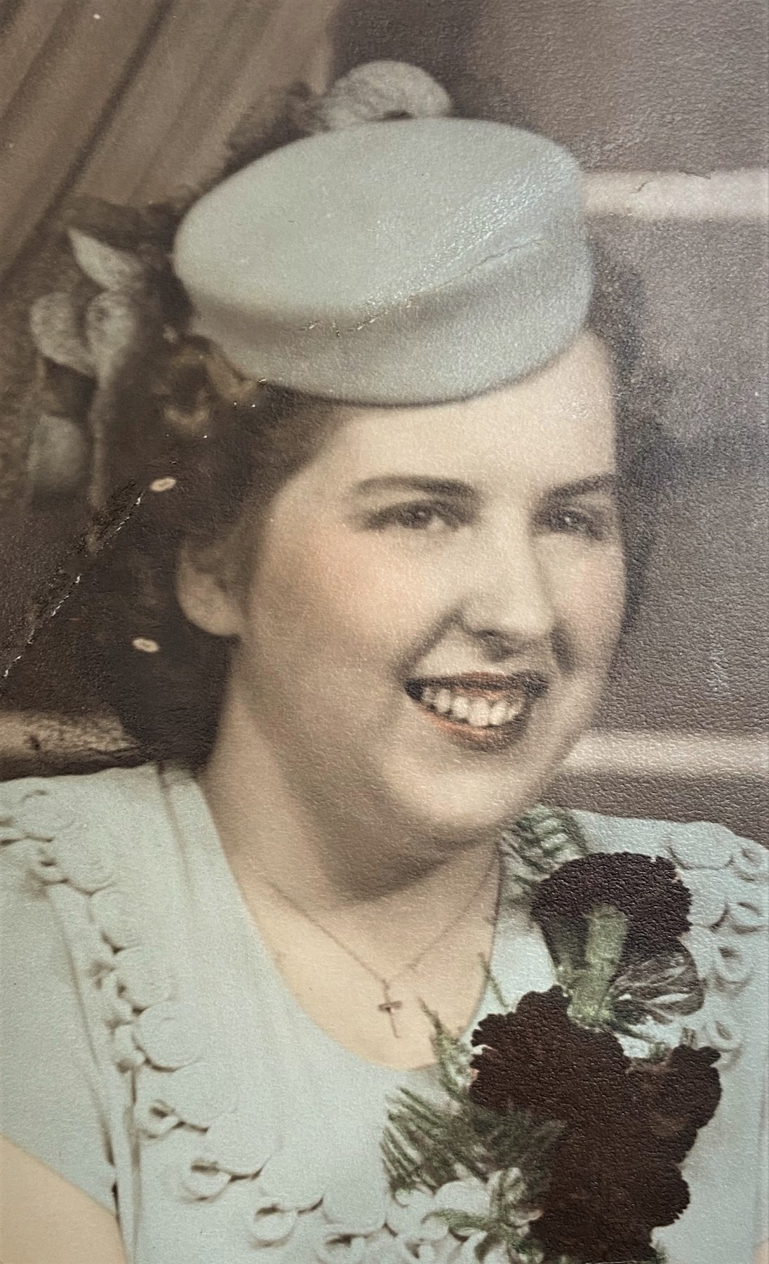 Avis de décès de Mrs. June Beulah Wood