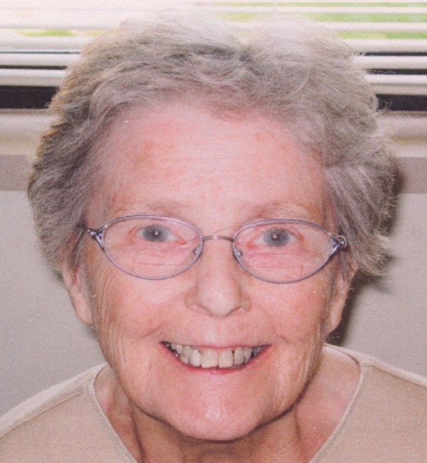 Avis de décès de Irene M. Lewis