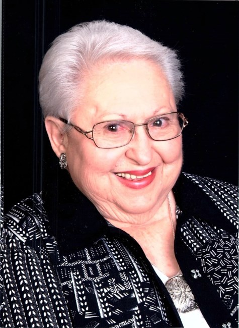 Obituary of Peggy Thom