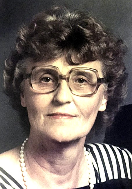 Obituario de Hildegard E Graves