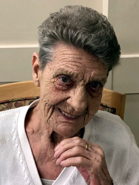 Obituary of Mabel Airlie Roberts