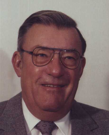 Obituario de Harlan "Dusty" Newell Rhodes