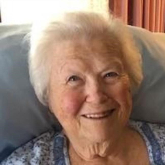 Obituary of Lorraine Mary Leonard