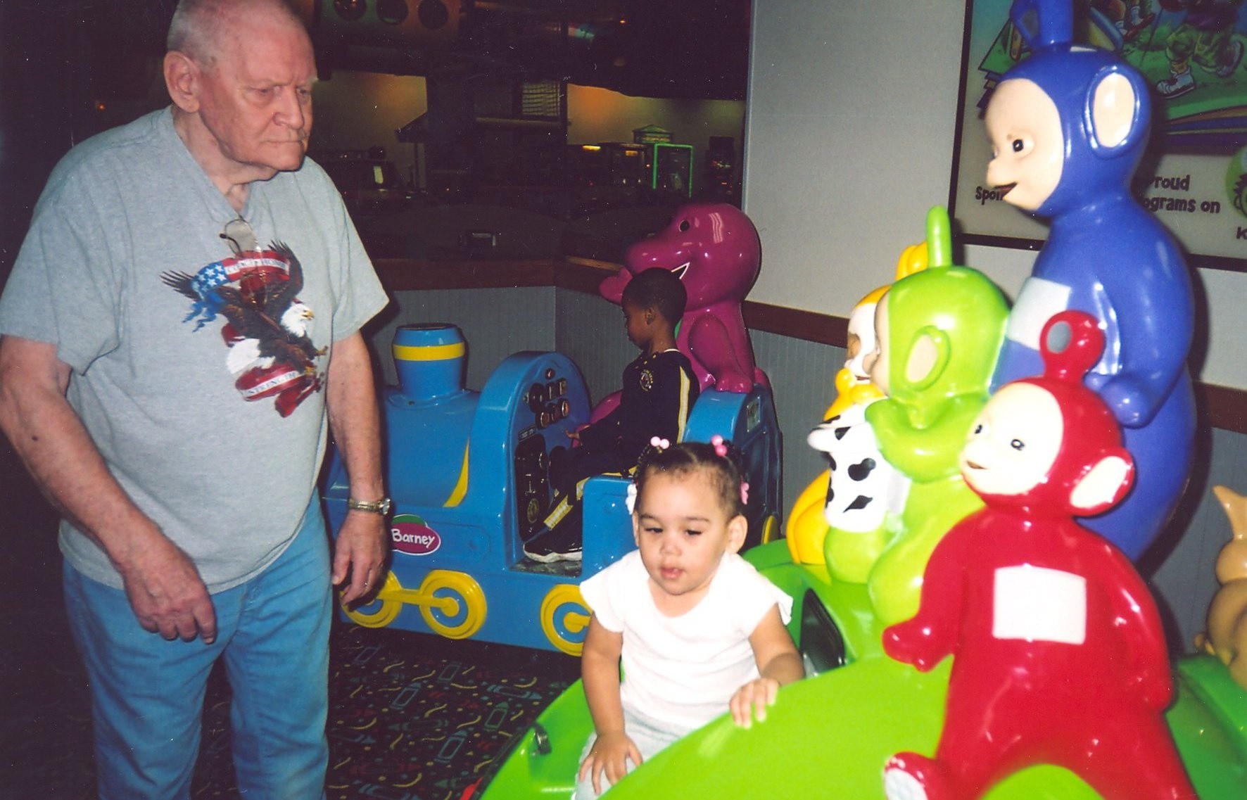 Chuck E Cheese Teletubbies Chuck E Cheese Teletubbies