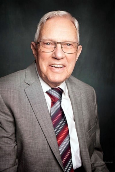 Obituary of Clifford Roger Hall