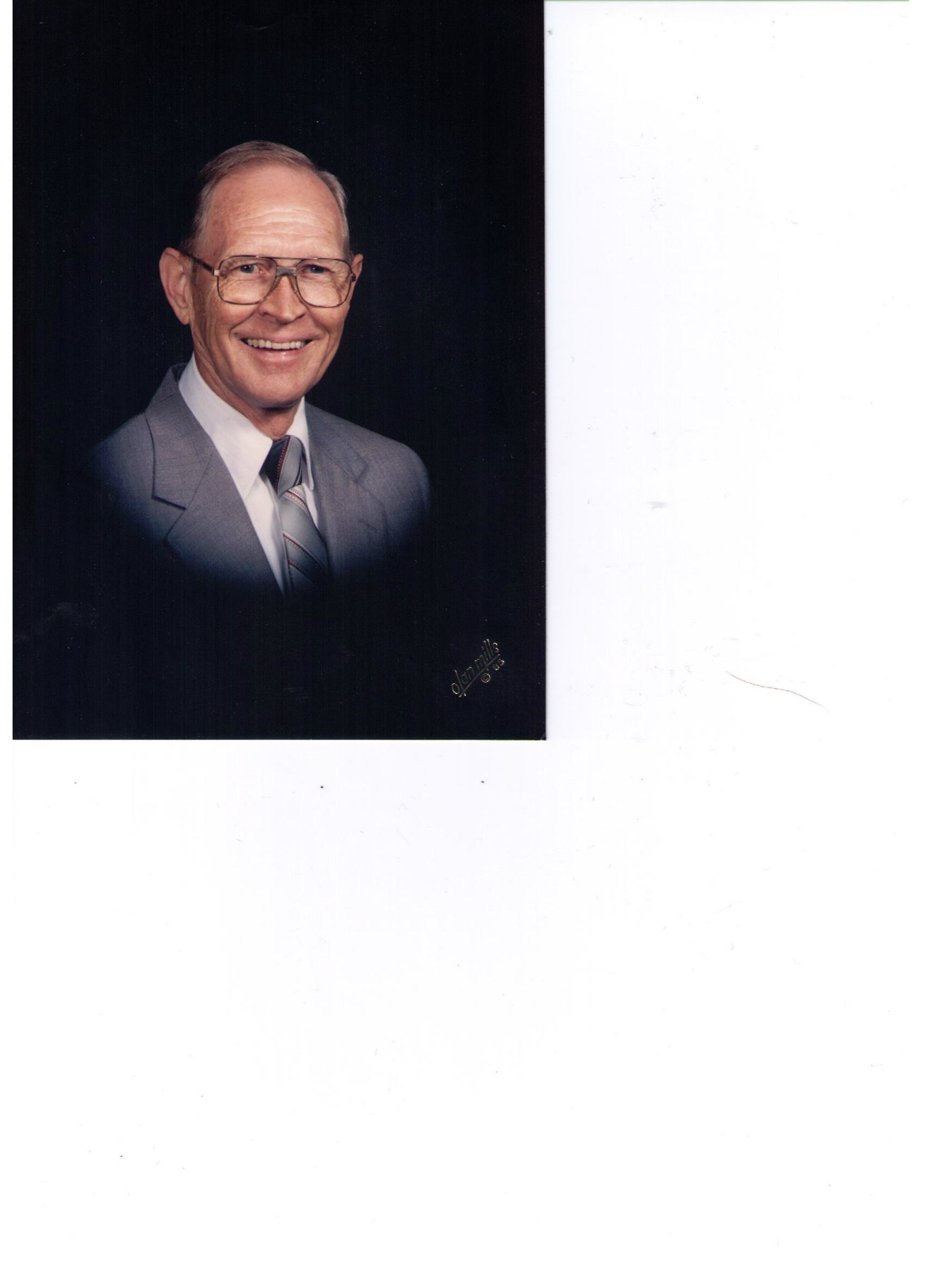 Obituary of Robert Hunter Moles