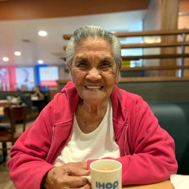 Obituary of Sylvia Santos Pascual