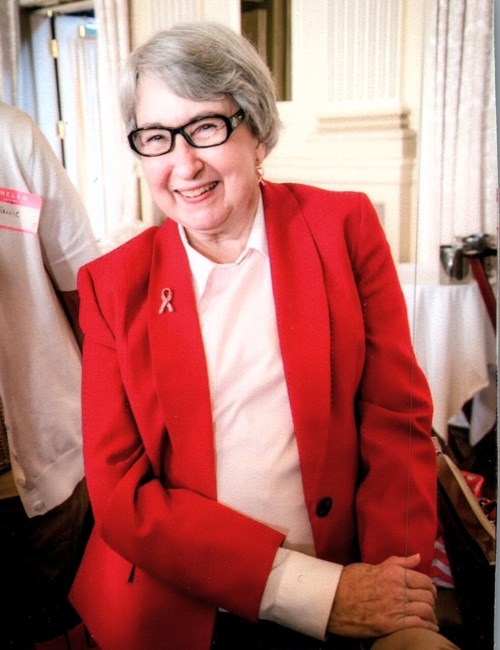 Obituary of Susan Elizabeth Reynolds