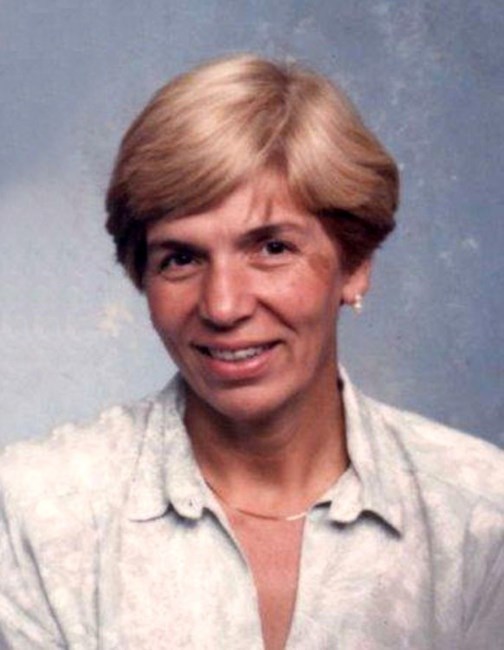 Obituary of Beverly Varnak Roberts