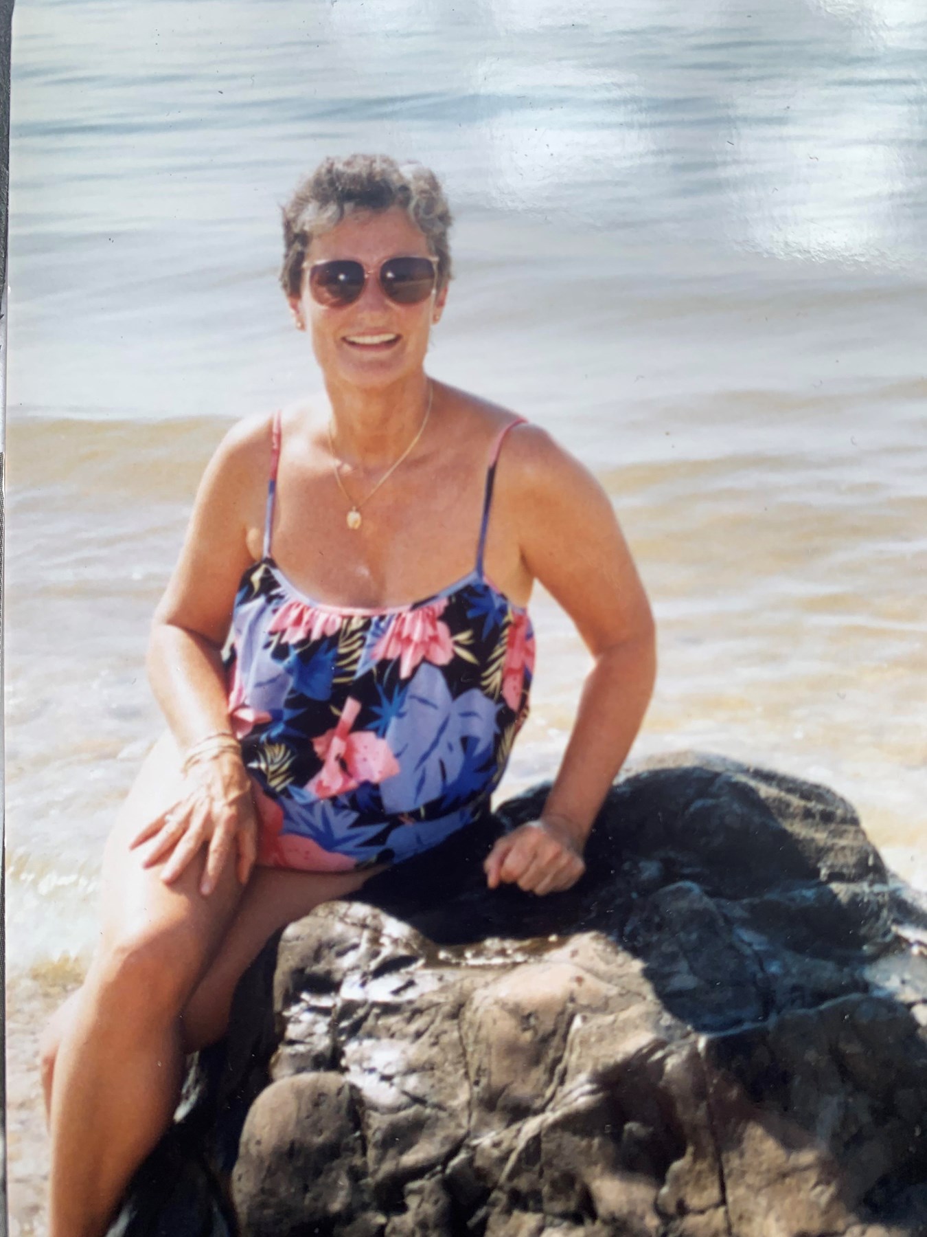 Avis de décès de Bette Rae Collom