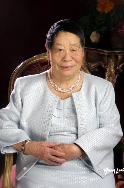 Obituary of Moua Lo