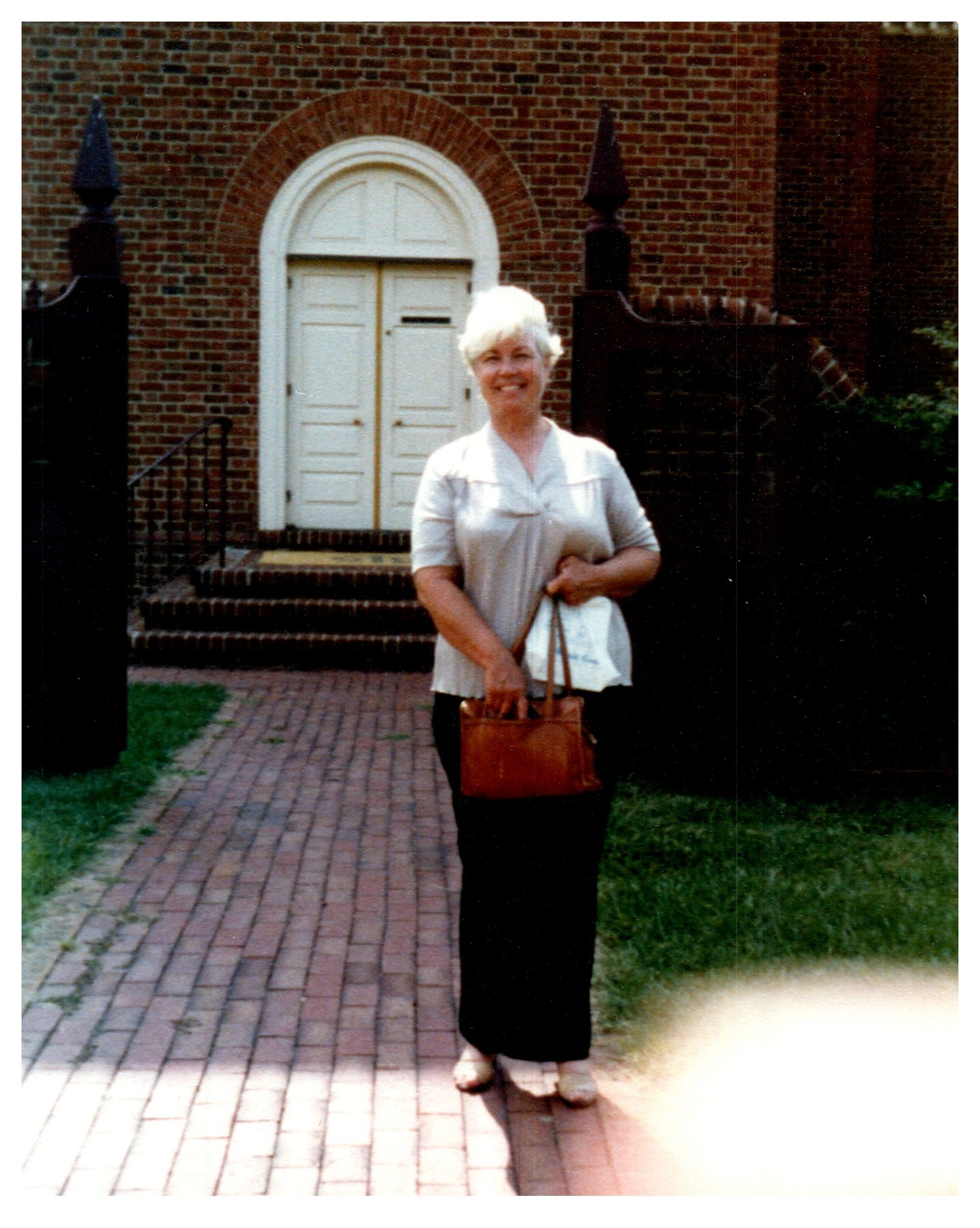 Obituary of Edna Elsie Callahan