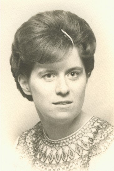 Obituary of Marian Lorraine Charters