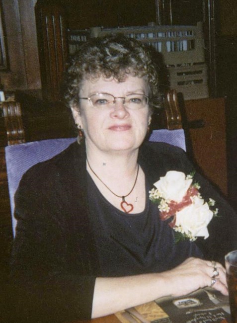 Obituario de Muriel Elsie Watts
