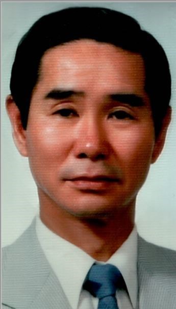 Obituary of Woo Myung Lee