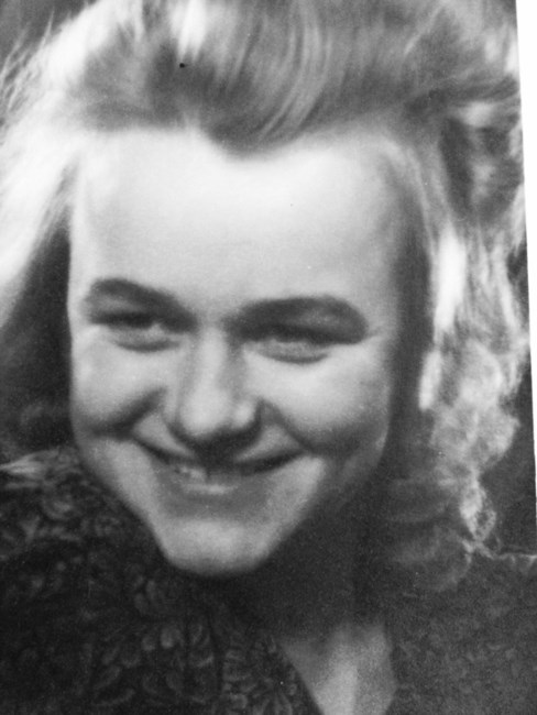 Obituary of Romana Komosinski