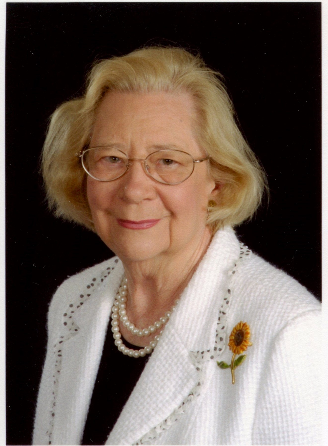 Obituary of Rozelle Sawyer Middleton