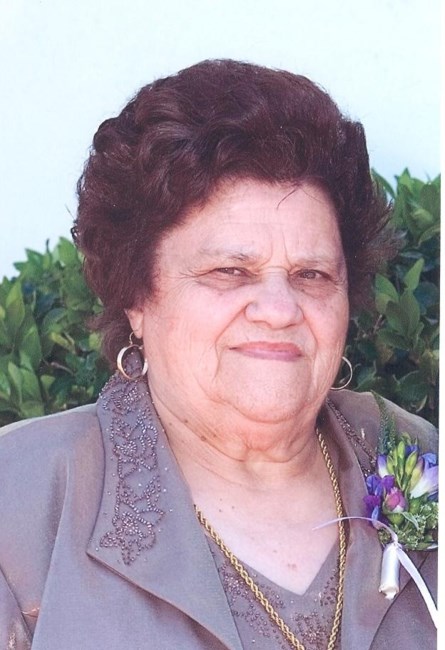 Obituary of Maria F Borges