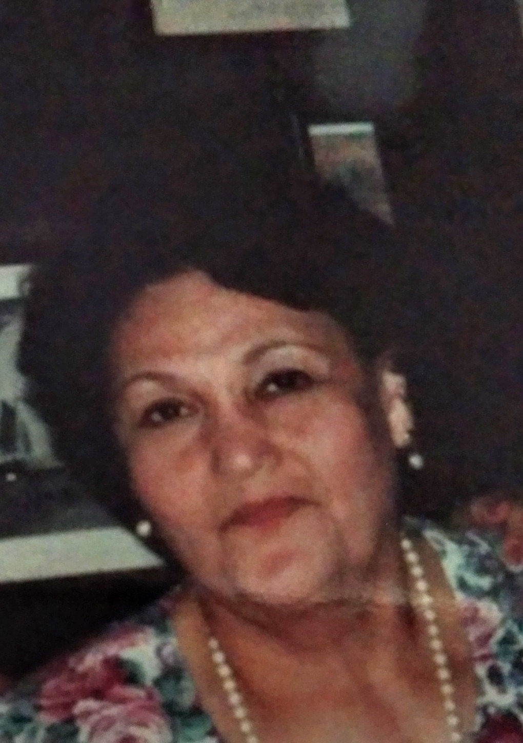 Obituary of Lois R. Taylor