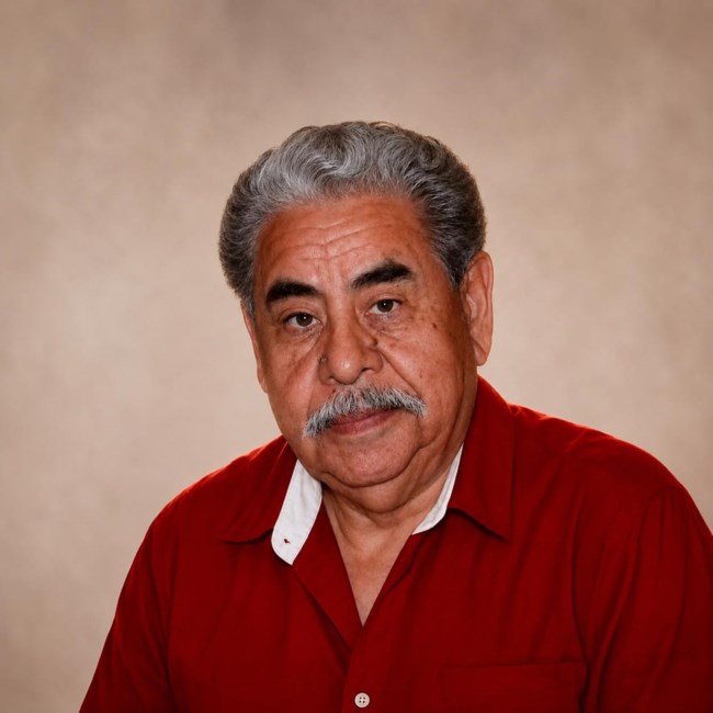 Obituary of Roberto G Cortinas
