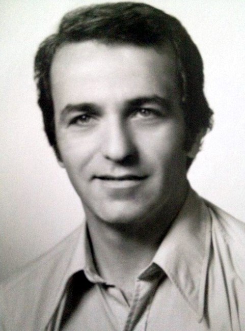 Obituary of Hossein Nader Achtchi