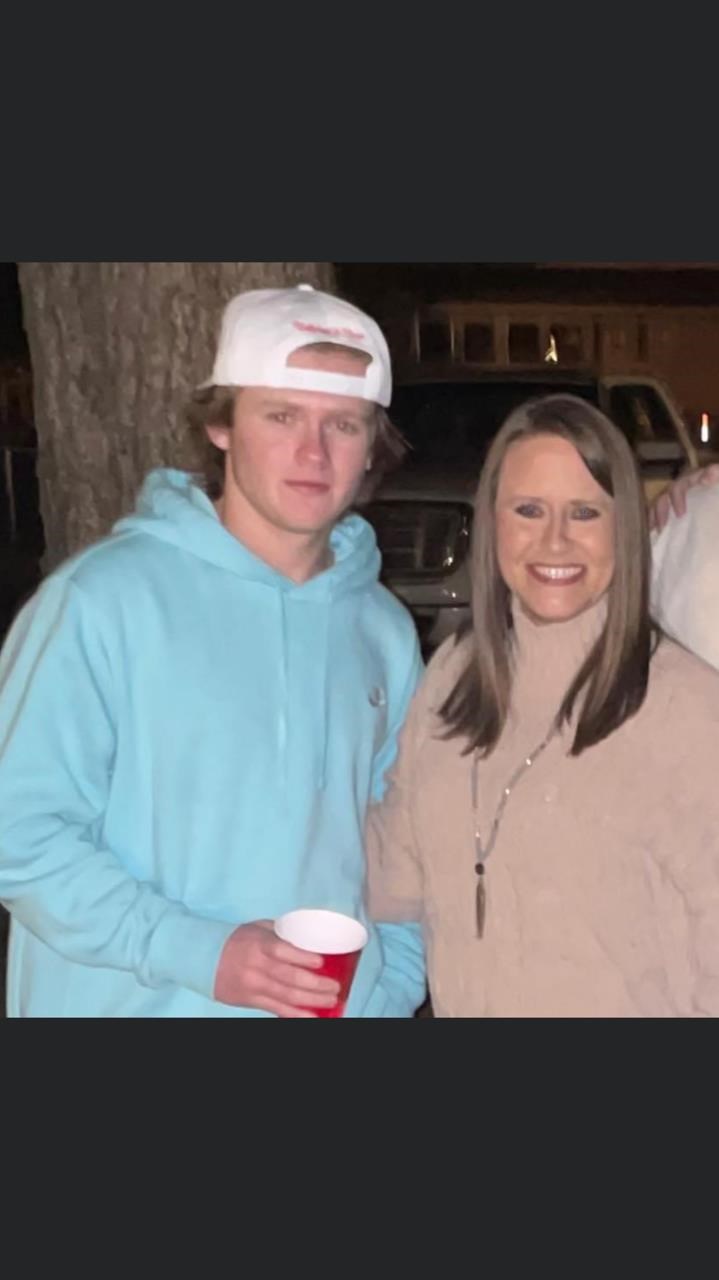 Obituary of Karrie Cook Mitchell