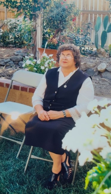 Obituary of Antonia Perez de Perez
