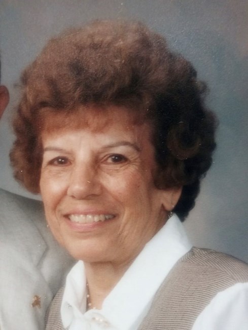 Obituary of Evelyn Evans
