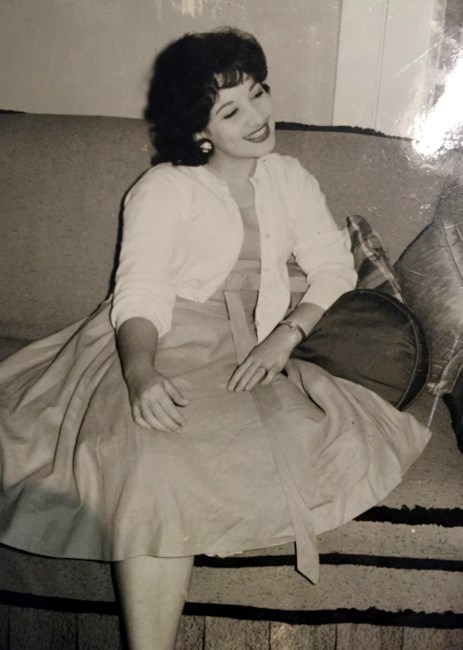 Obituary of Gloria F Owen