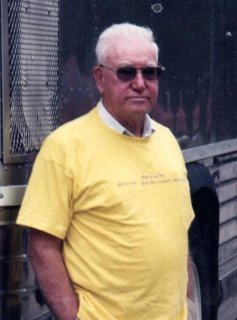 Obituary of Teddy Holliday